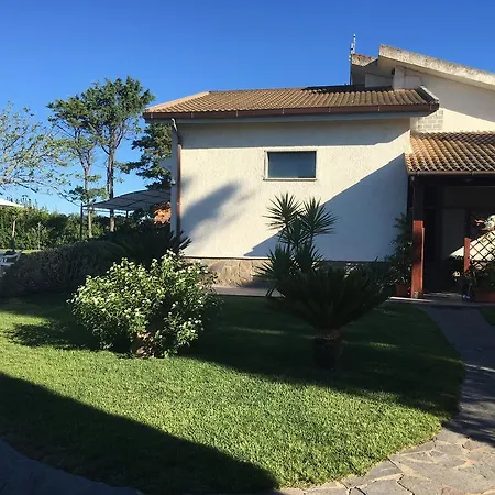 Casa Vacanze Gli Oleandri Platamona